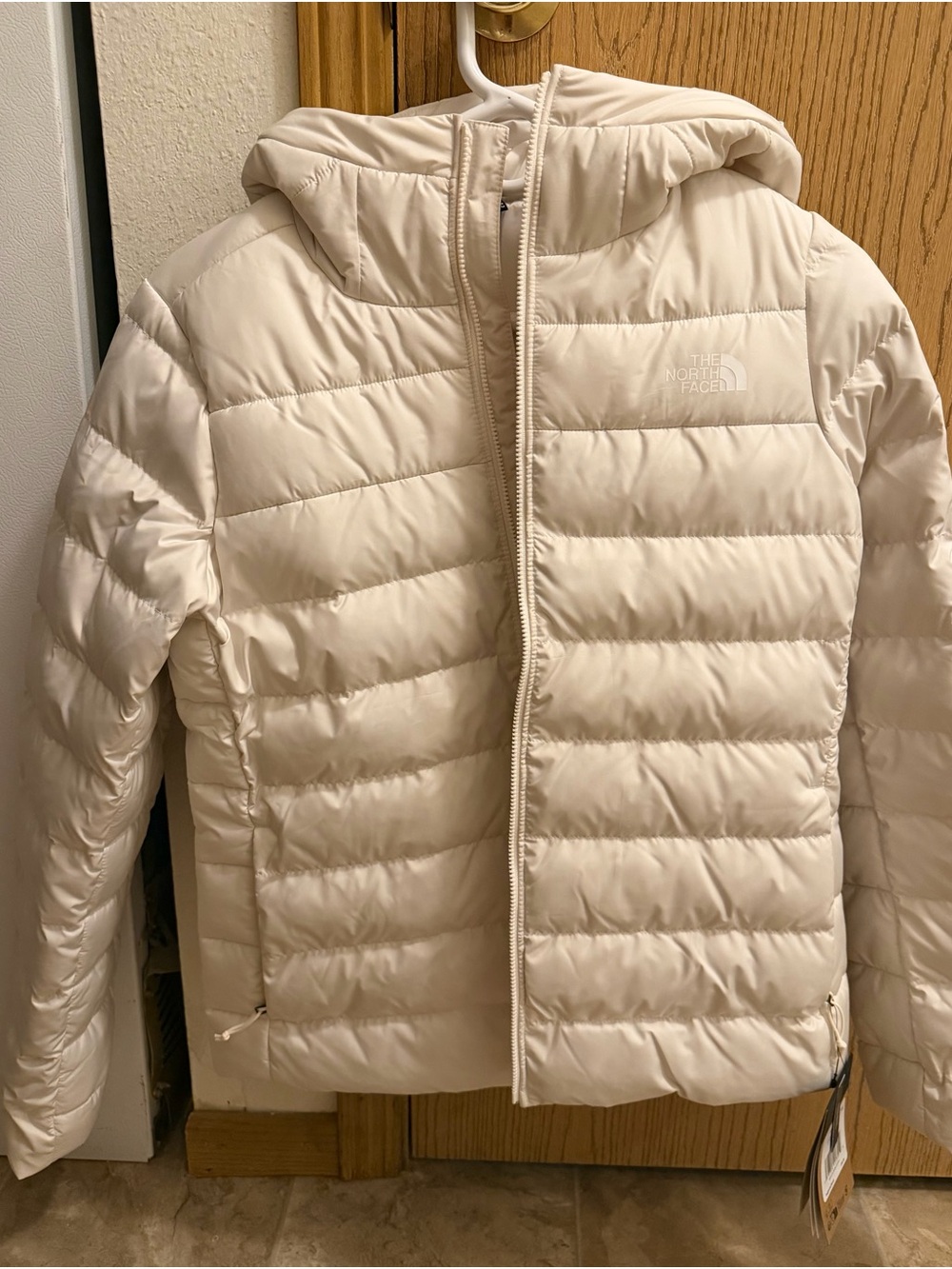 Title:
The North Face Women’s Aconcagua Hooded Puffer Jacket Cream Size M NWT
